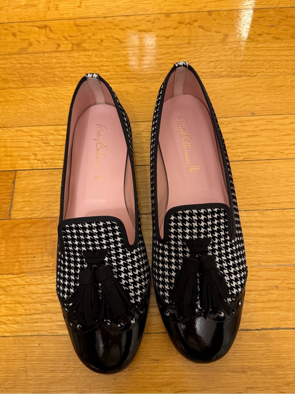Pretty Ballerina’s Women’s Houndstooth Slip-On Loafers size EU 40